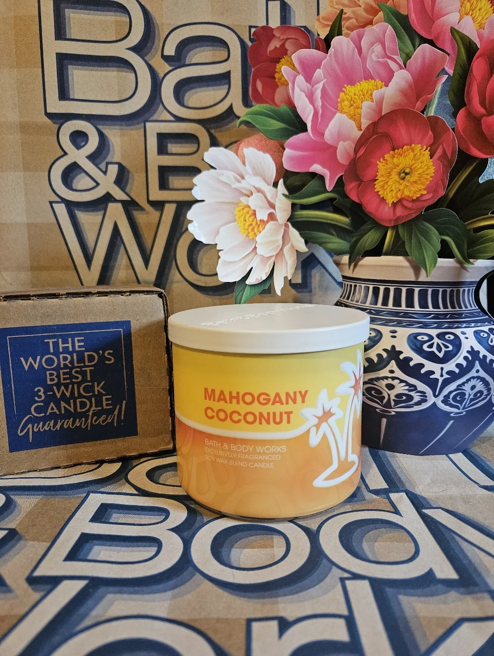 NWT Bath & Body Works Mahogany Coconut 3-Wick Candle - Yellow, White - Picture 6 of 6